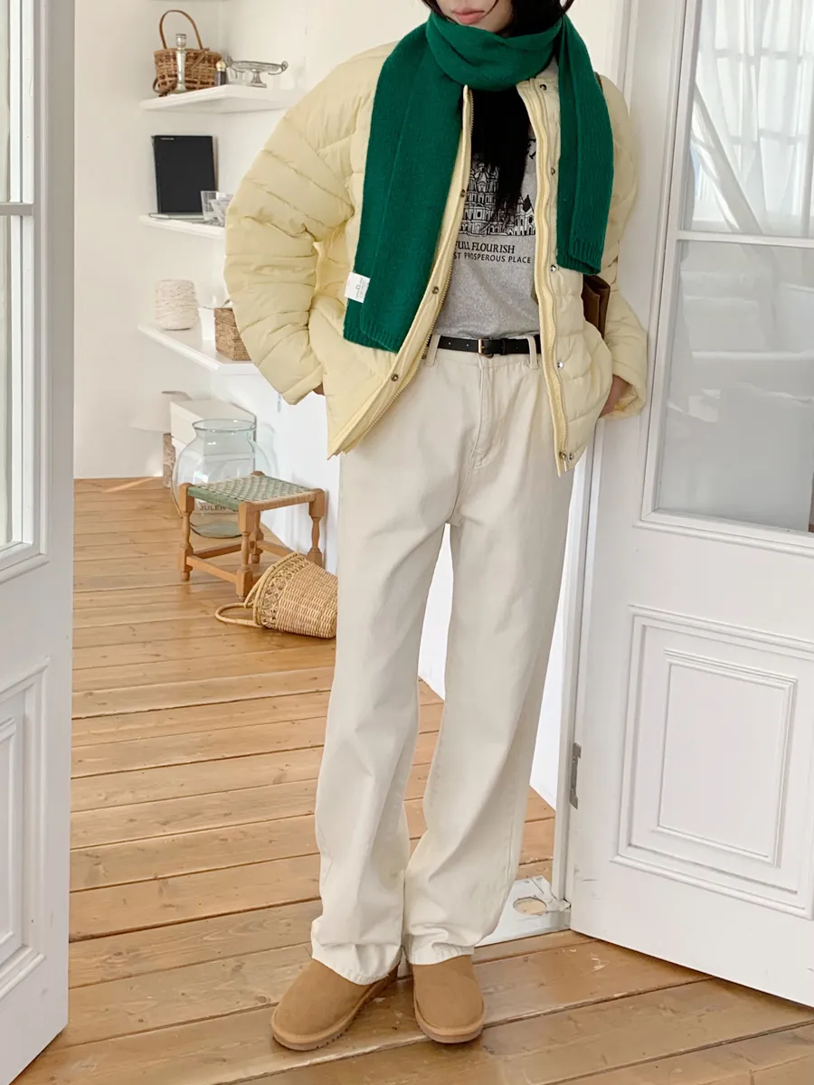 패딩 모델 착용 이미지-S1L35