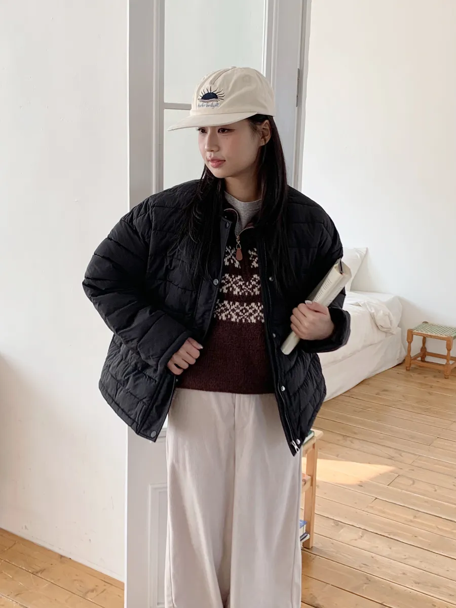 패딩 모델 착용 이미지-S1L12