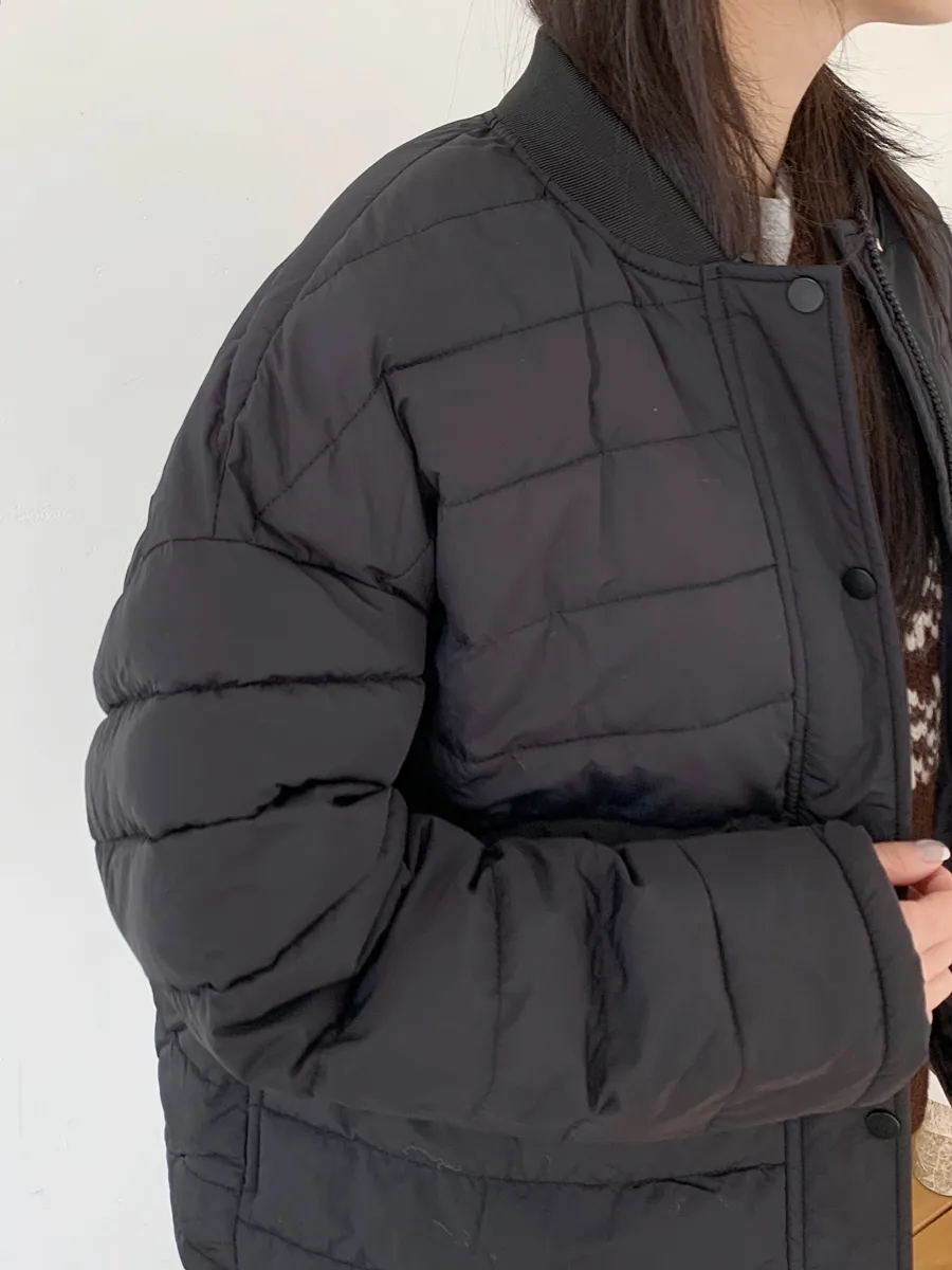 패딩 모델 착용 이미지-S1L19