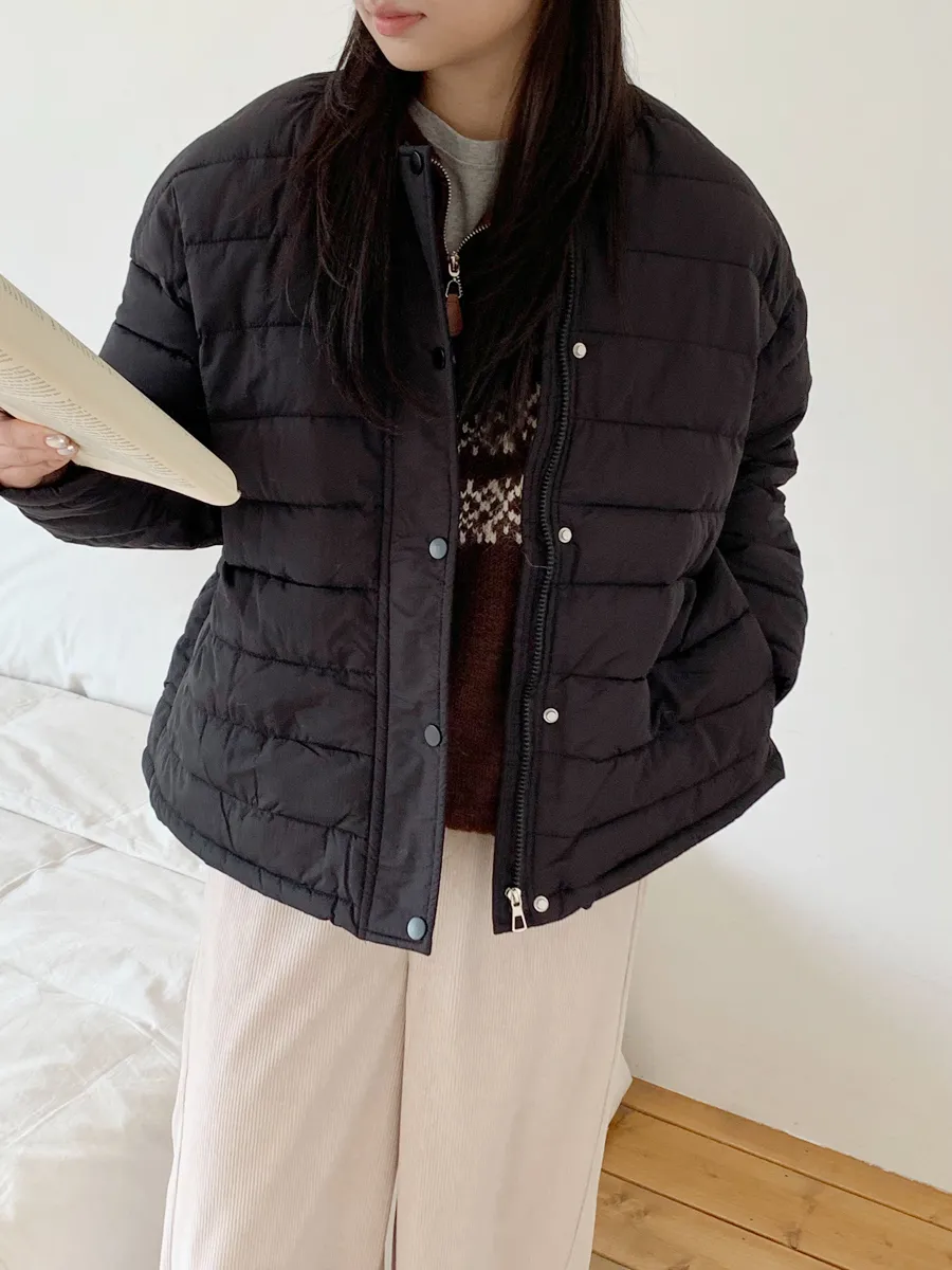 패딩 모델 착용 이미지-S1L13