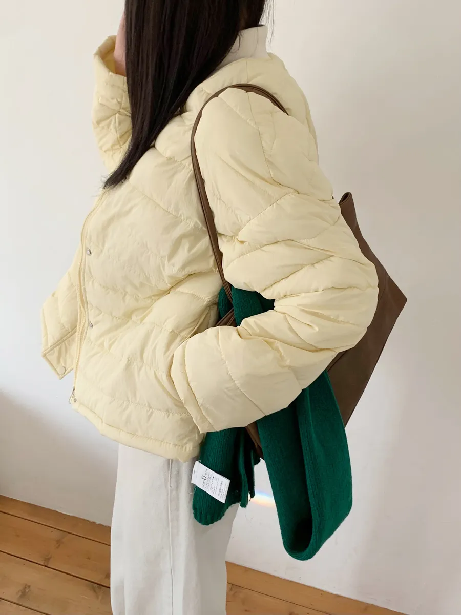 패딩 모델 착용 이미지-S1L25