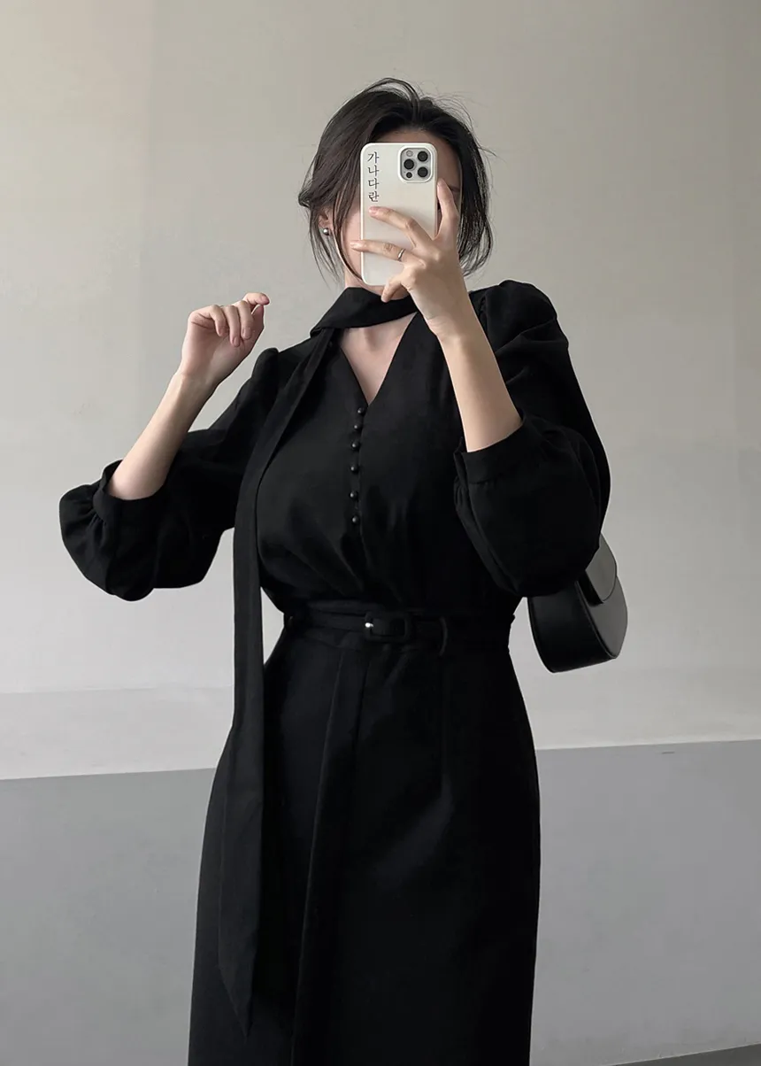 블라우스 모델 착용 이미지-S1L33