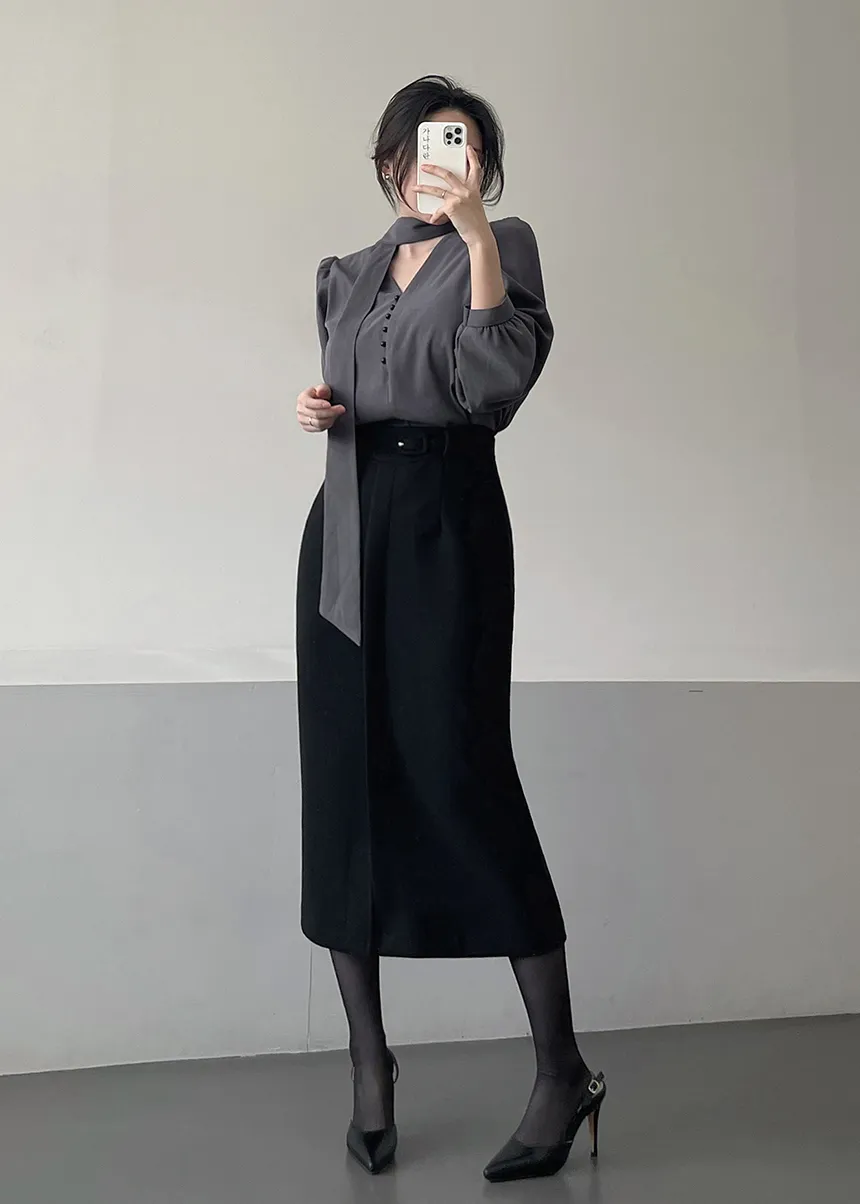 블라우스 모델 착용 이미지-S1L42