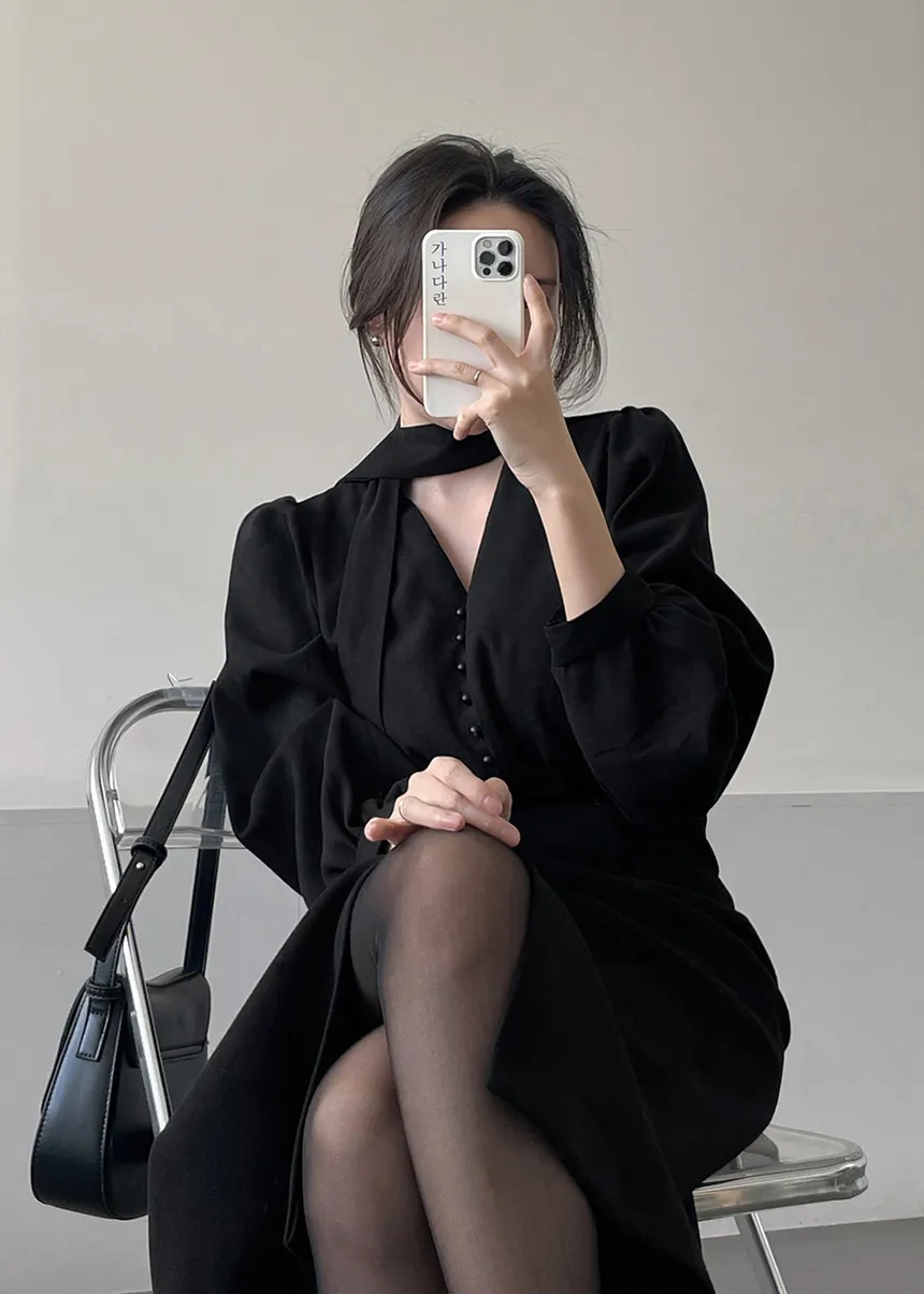 블라우스 모델 착용 이미지-S1L28
