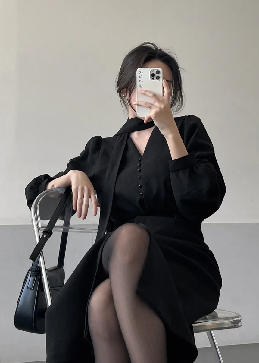 블라우스 모델 착용 이미지-S1L29