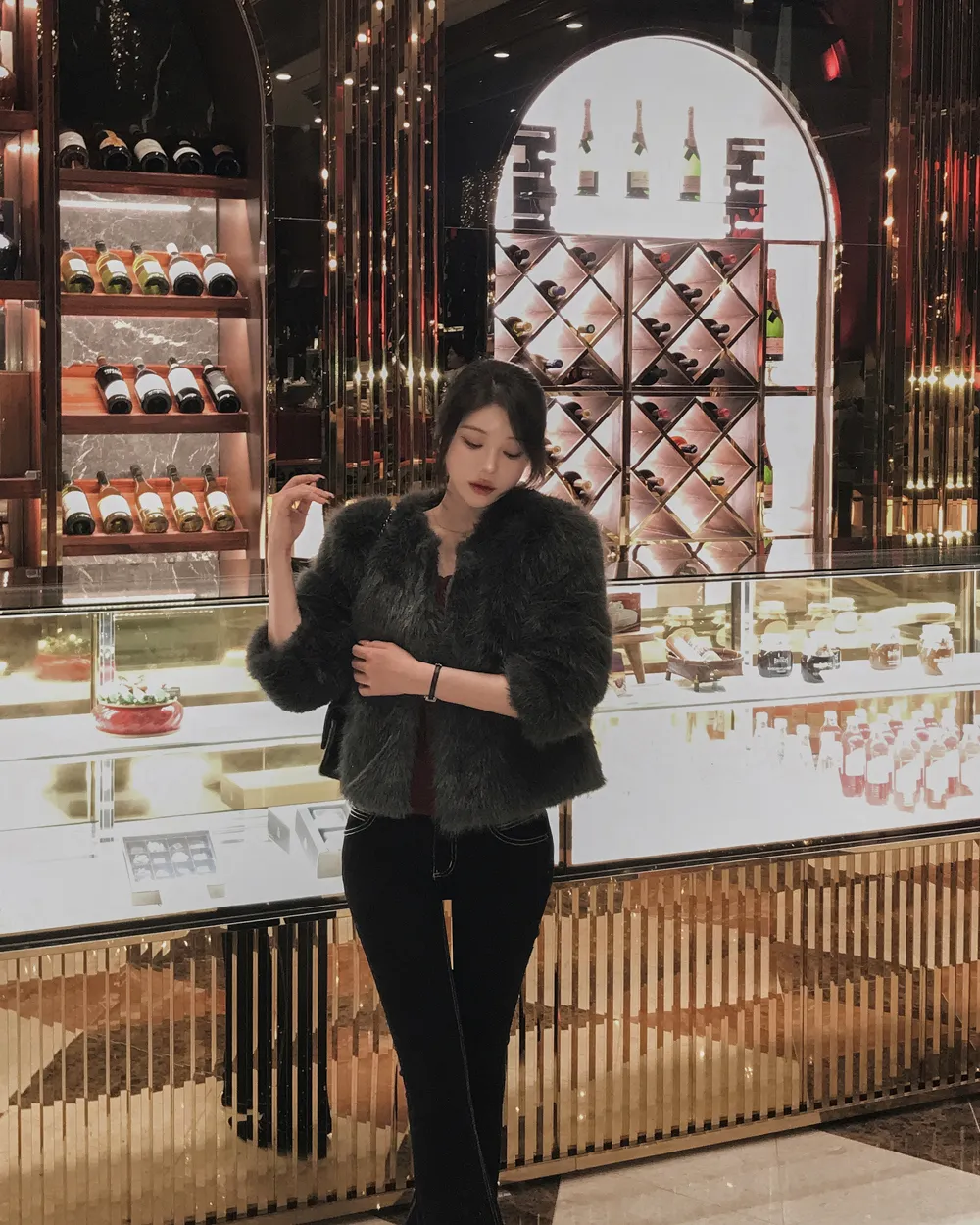 바지 모델 착용 이미지-S1L87