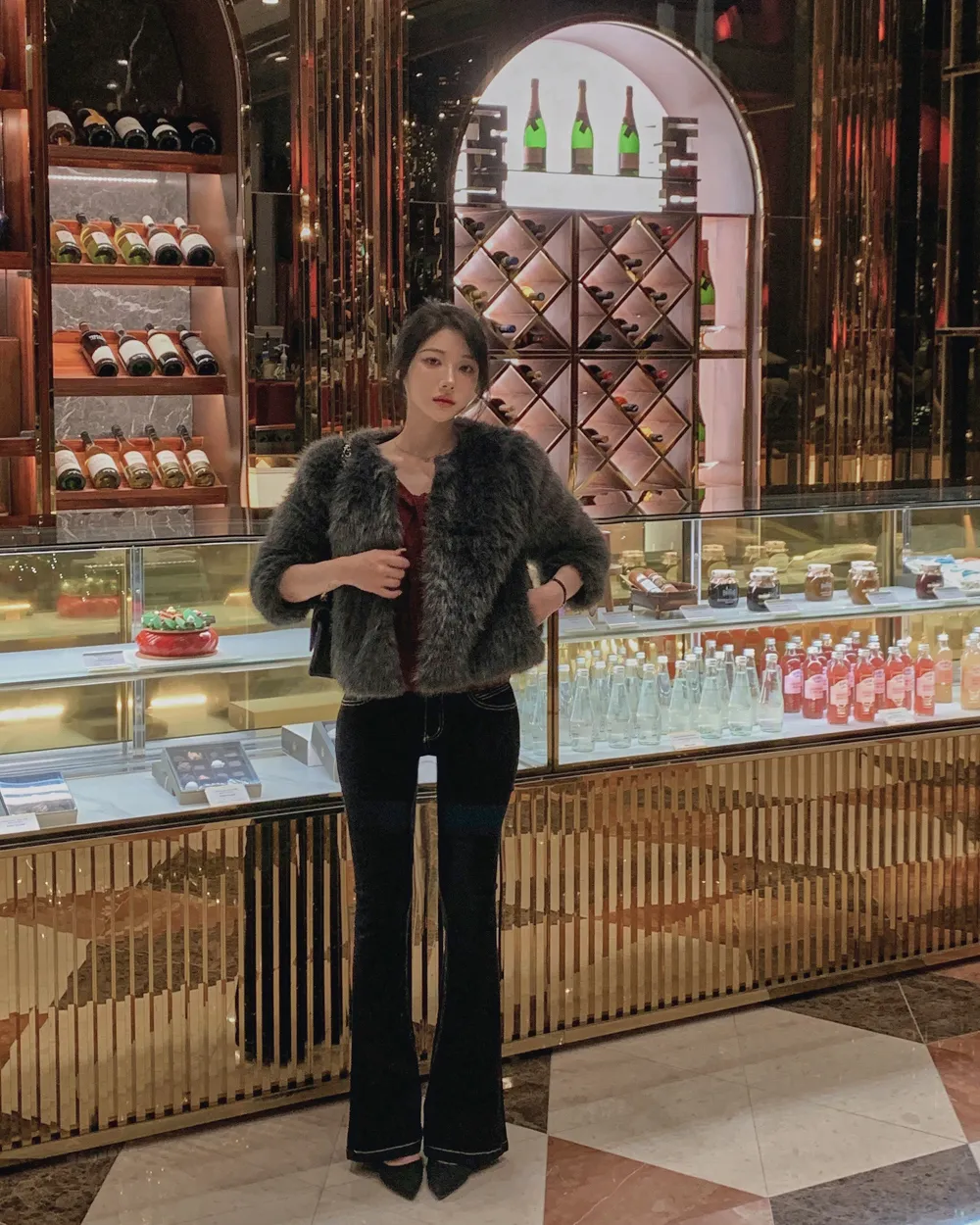 바지 모델 착용 이미지-S1L86