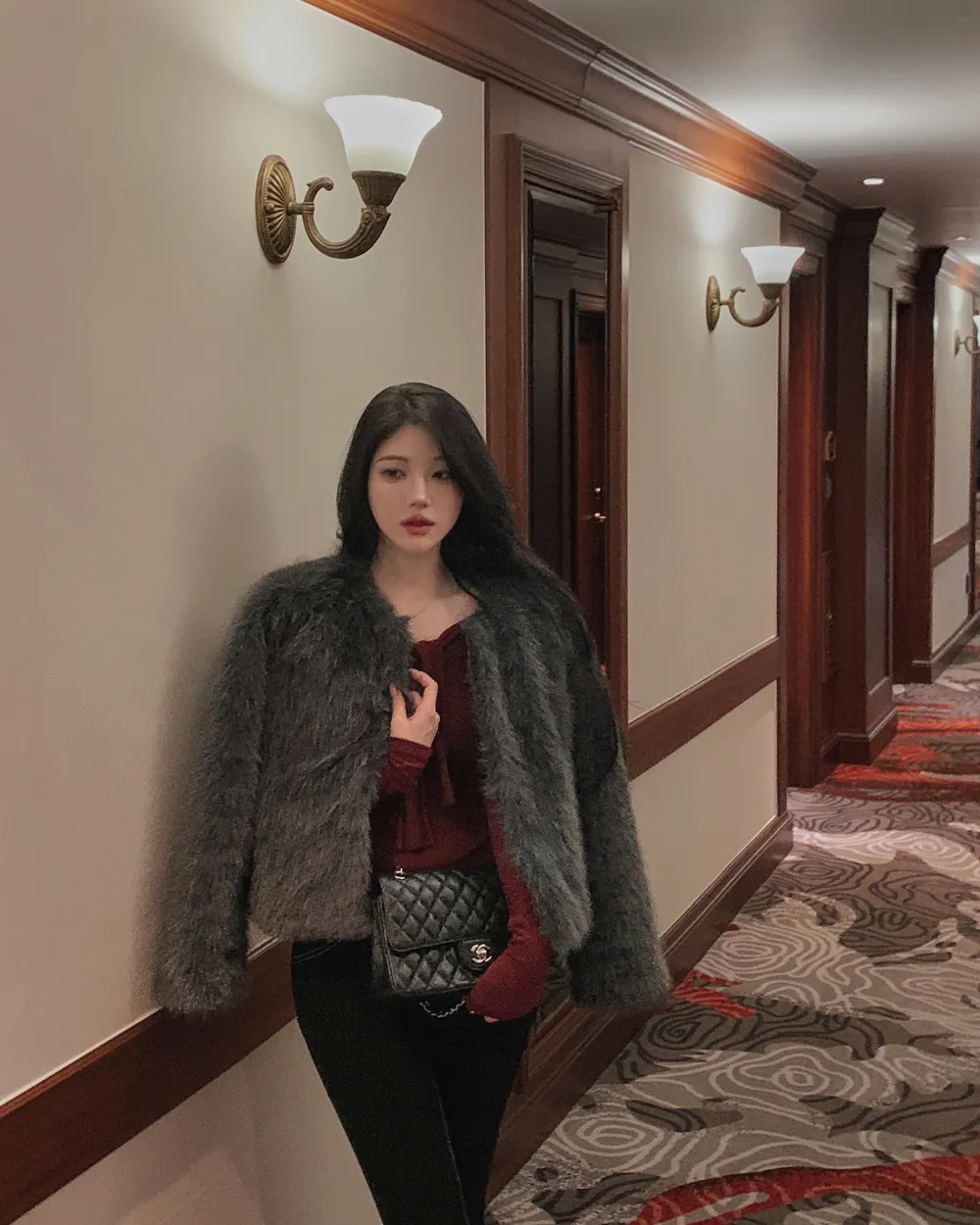 바지 모델 착용 이미지-S1L61