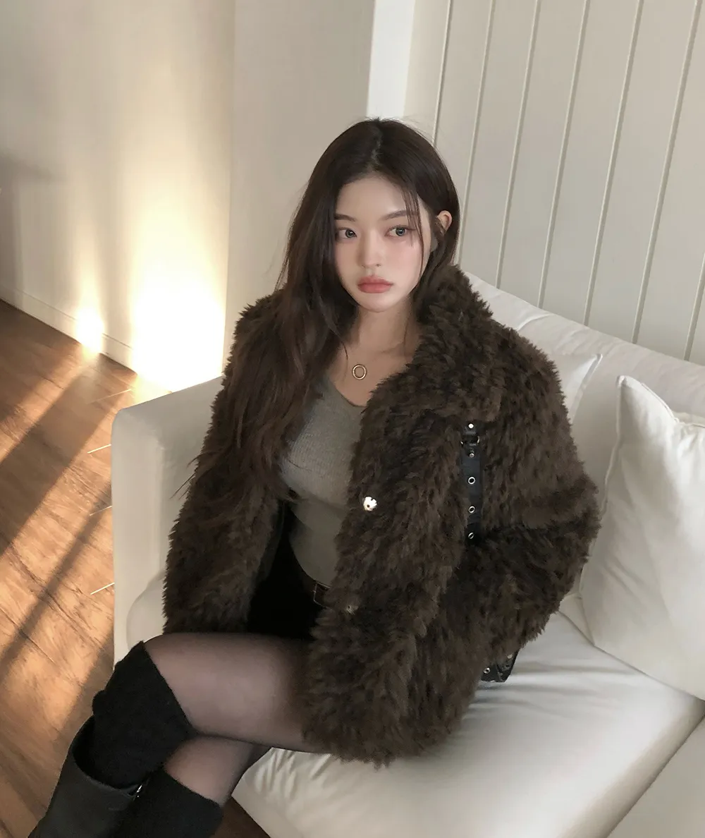 재킷 모델 착용 이미지-S2L47