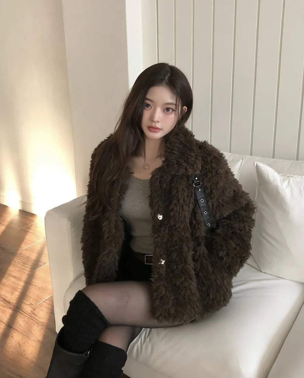 재킷 모델 착용 이미지-S2L49