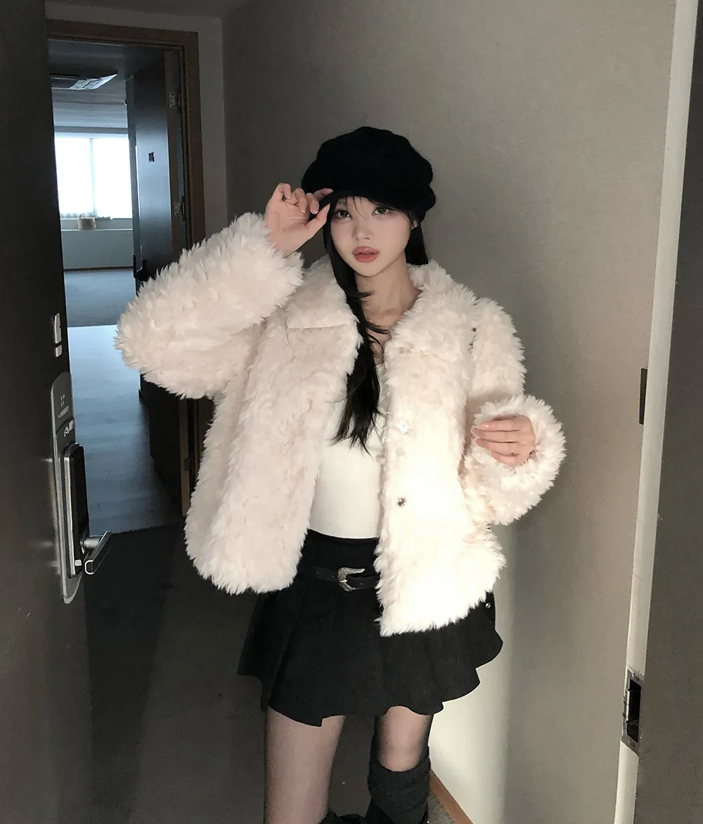 재킷 모델 착용 이미지-S2L16