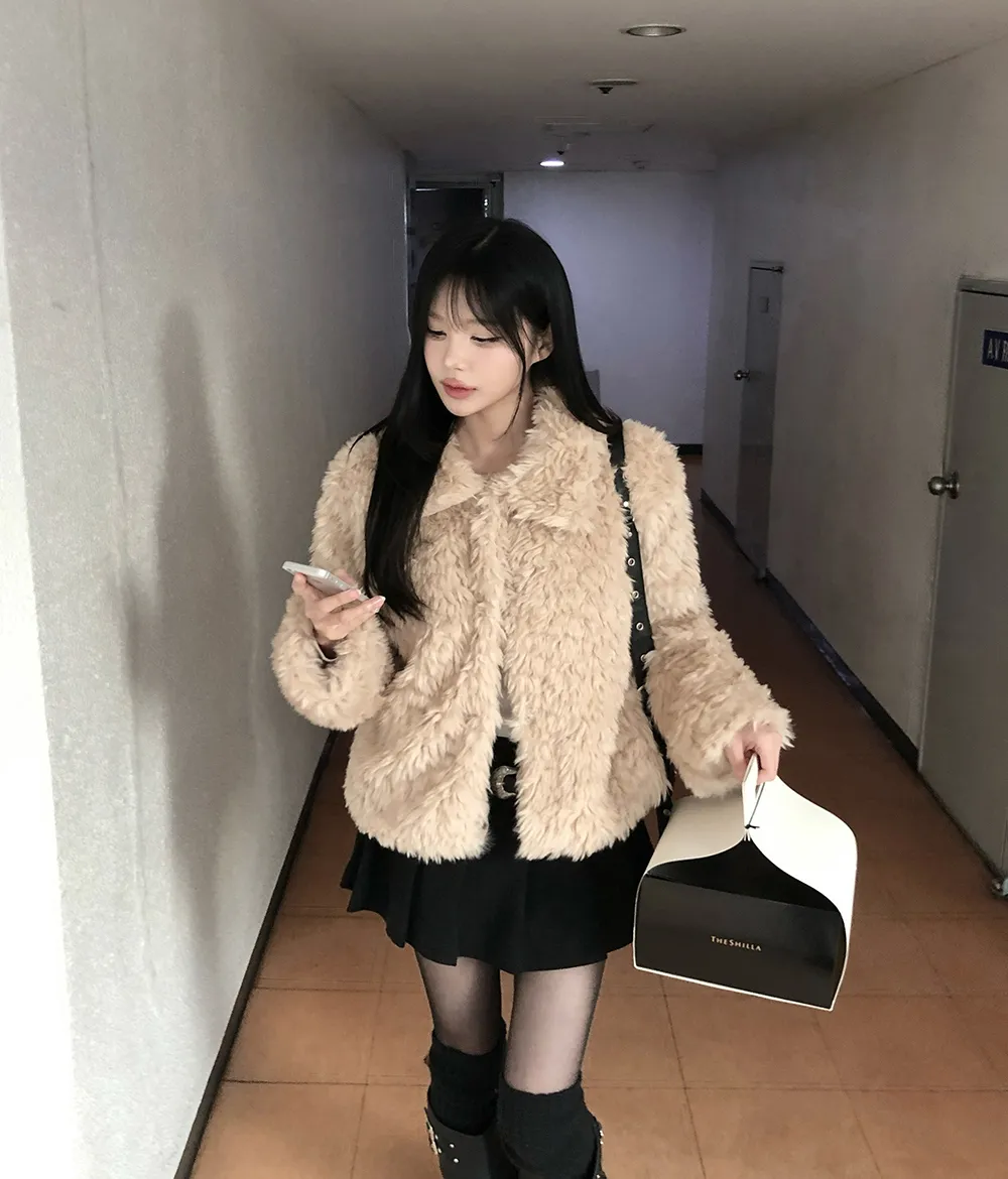 재킷 모델 착용 이미지-S2L30