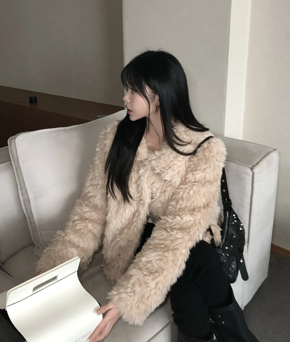 재킷 모델 착용 이미지-S2L26