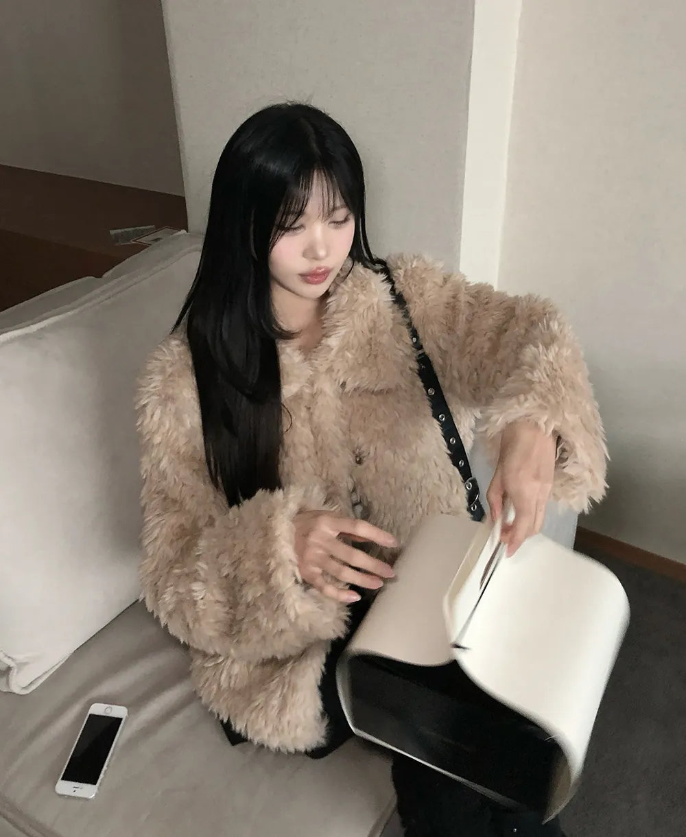 재킷 모델 착용 이미지-S2L29