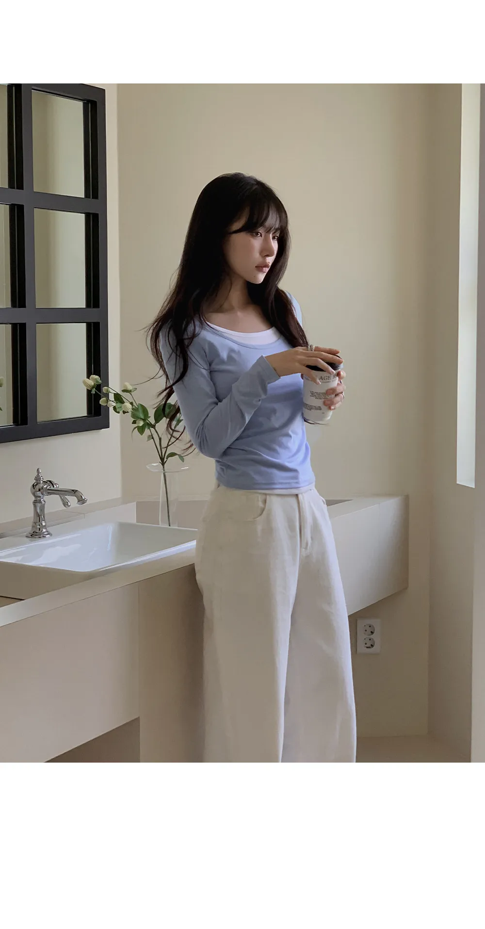 위타임 쫀쫀스판 레이어드 일체형 배색티셔츠