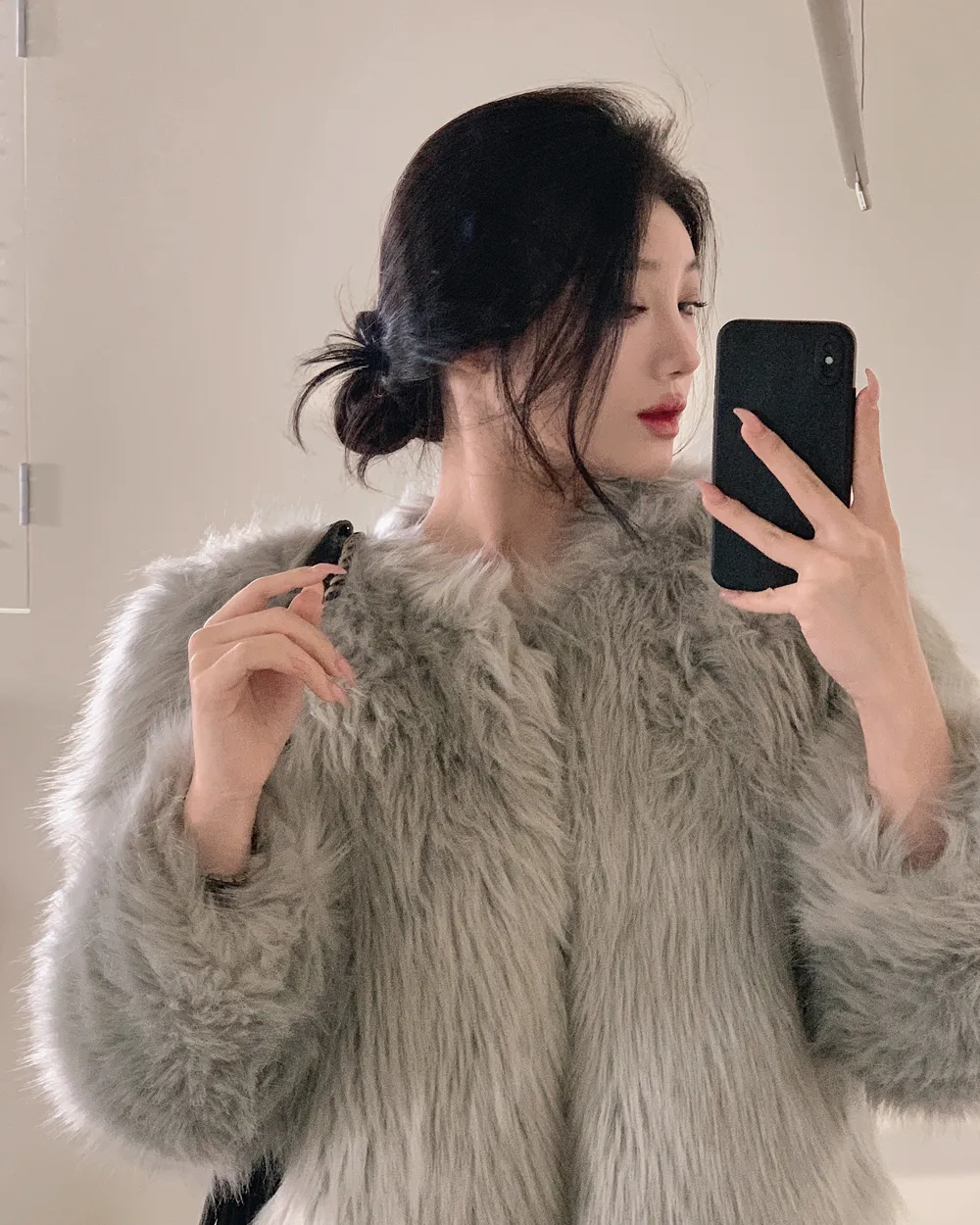 긴팔 티셔츠 모델 착용 이미지-S1L41