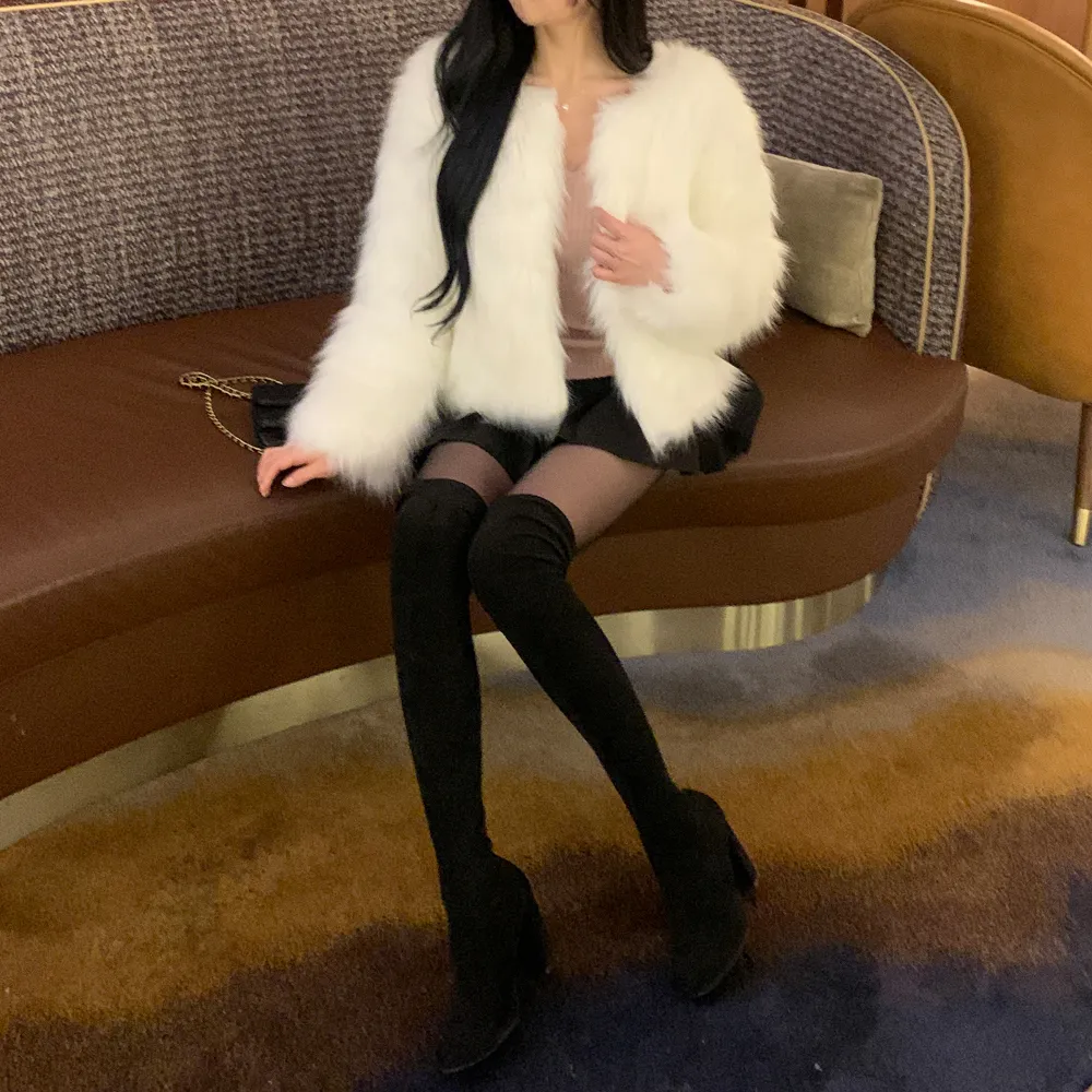 긴팔 티셔츠 모델 착용 이미지-S1L89