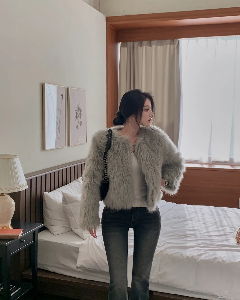 긴팔 티셔츠 모델 착용 이미지-S1L58