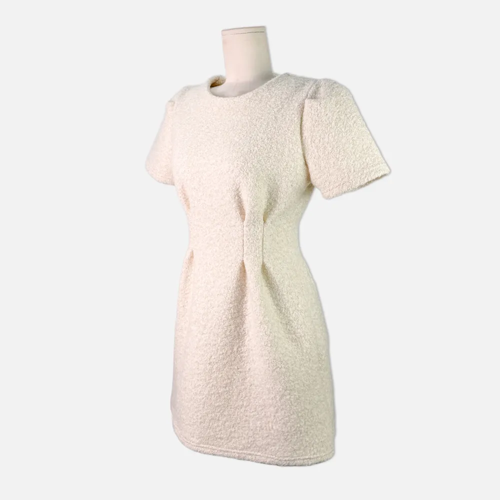 드레스 크림 색상 이미지-S1L27