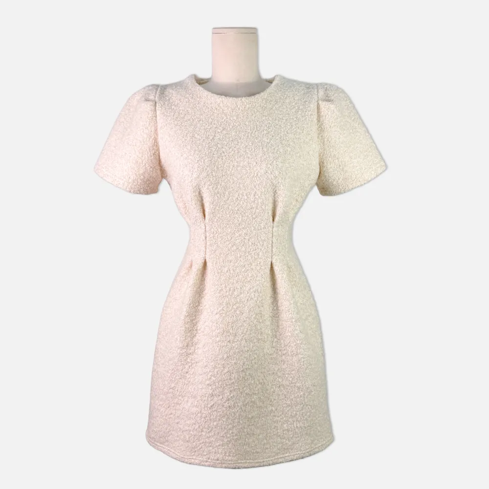 드레스 크림 색상 이미지-S1L21