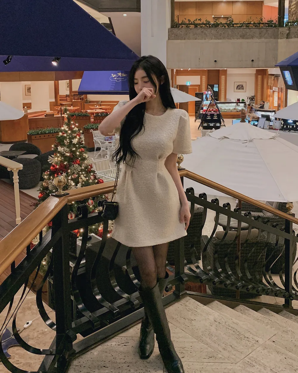 드레스 모델 착용 이미지-S1L54