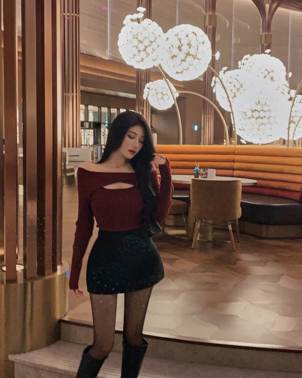 미니 스커트 모델 착용 이미지-S1L98