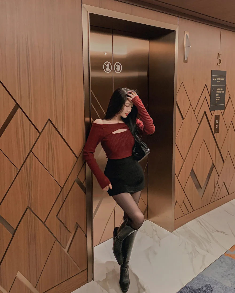 미니 스커트 모델 착용 이미지-S1L87