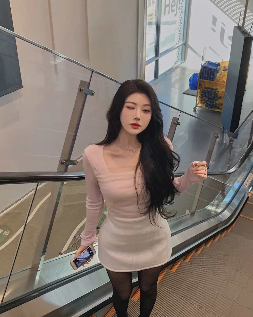 미니 스커트 모델 착용 이미지-S1L58