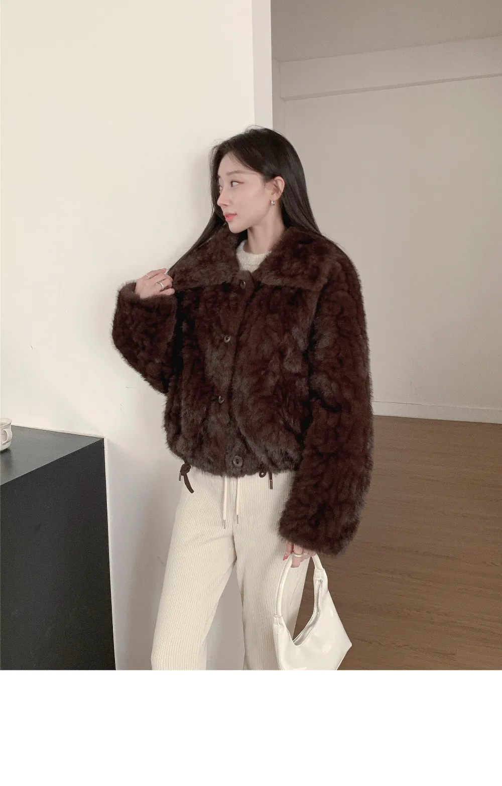 긴 드레스 모델 착용 이미지-S4L31