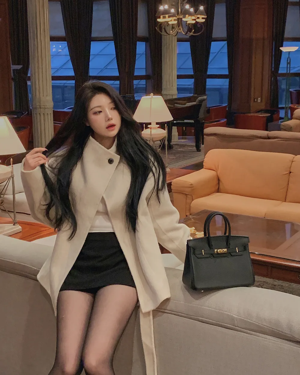 코트 모델 착용 이미지-S1L42