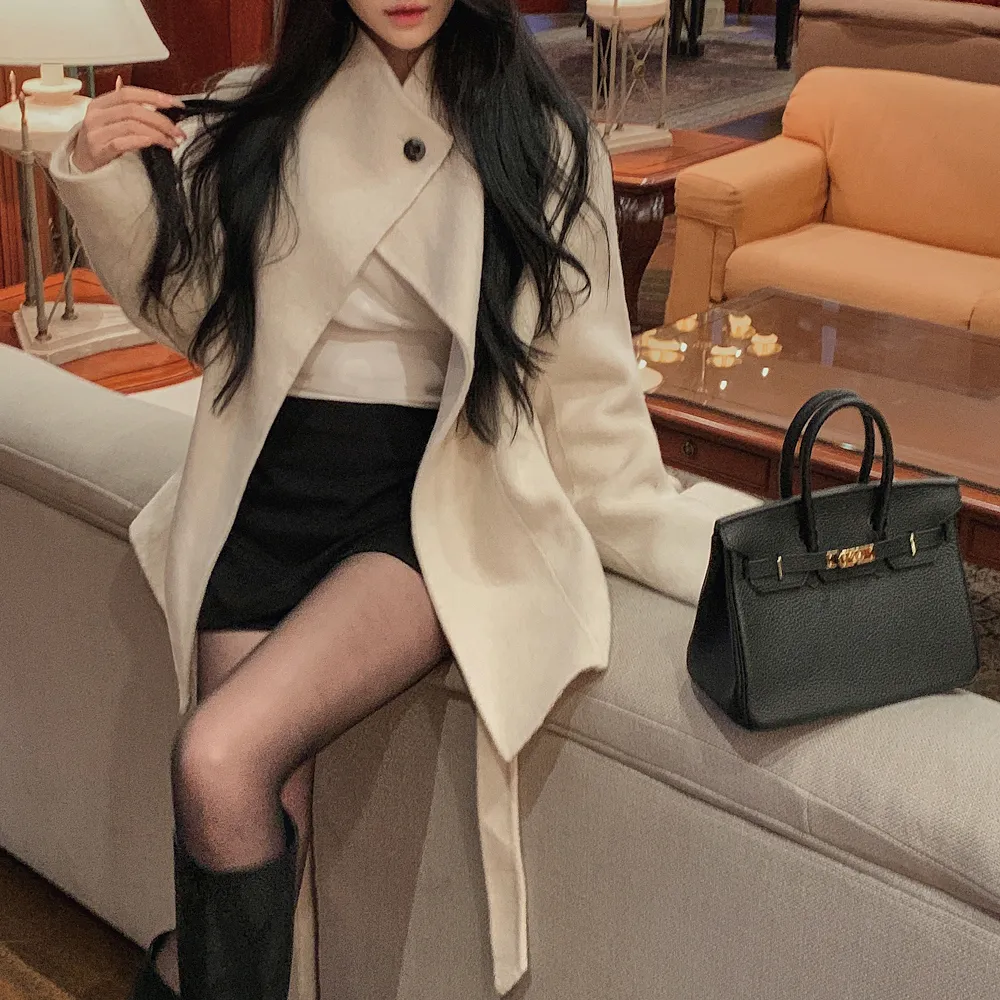 코트 모델 착용 이미지-S1L41