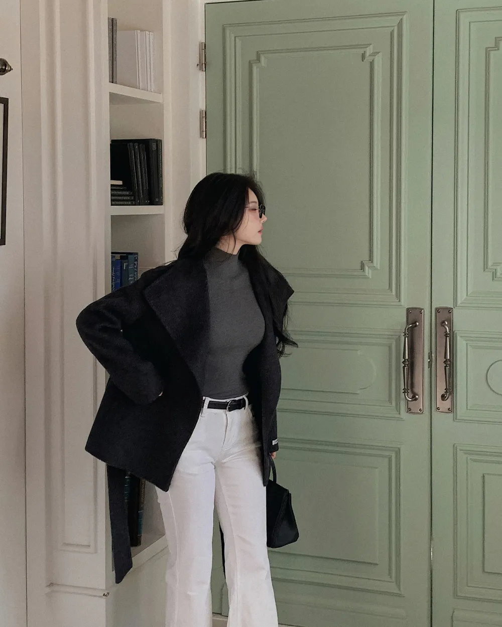 코트 모델 착용 이미지-S3L26