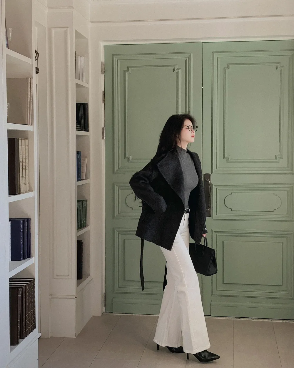 코트 모델 착용 이미지-S3L46