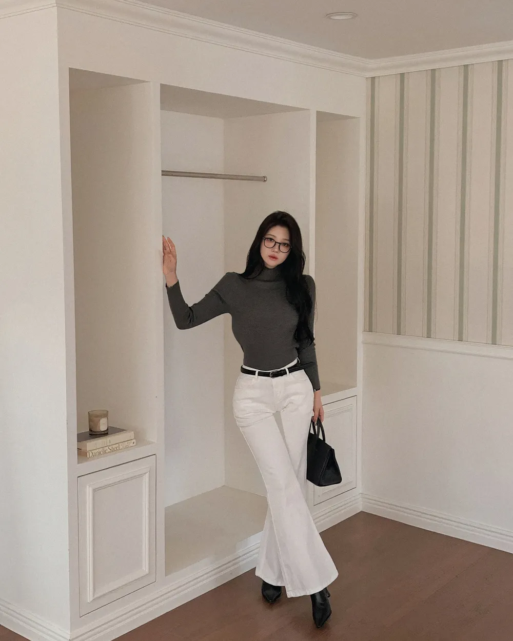 코트 모델 착용 이미지-S3L53