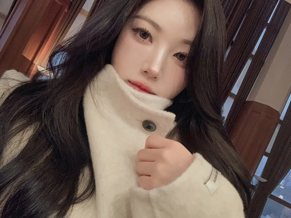 코트 모델 착용 이미지-S1L49