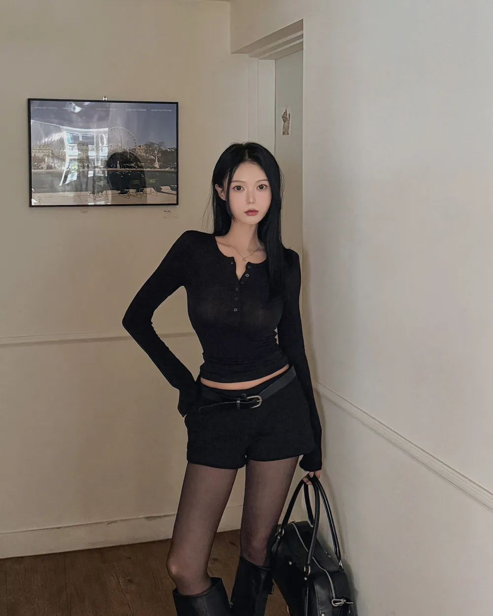 긴팔 티셔츠 모델 착용 이미지-S1L48