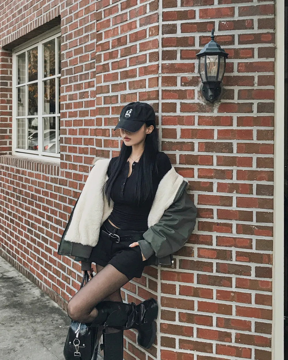 긴팔 티셔츠 모델 착용 이미지-S1L45