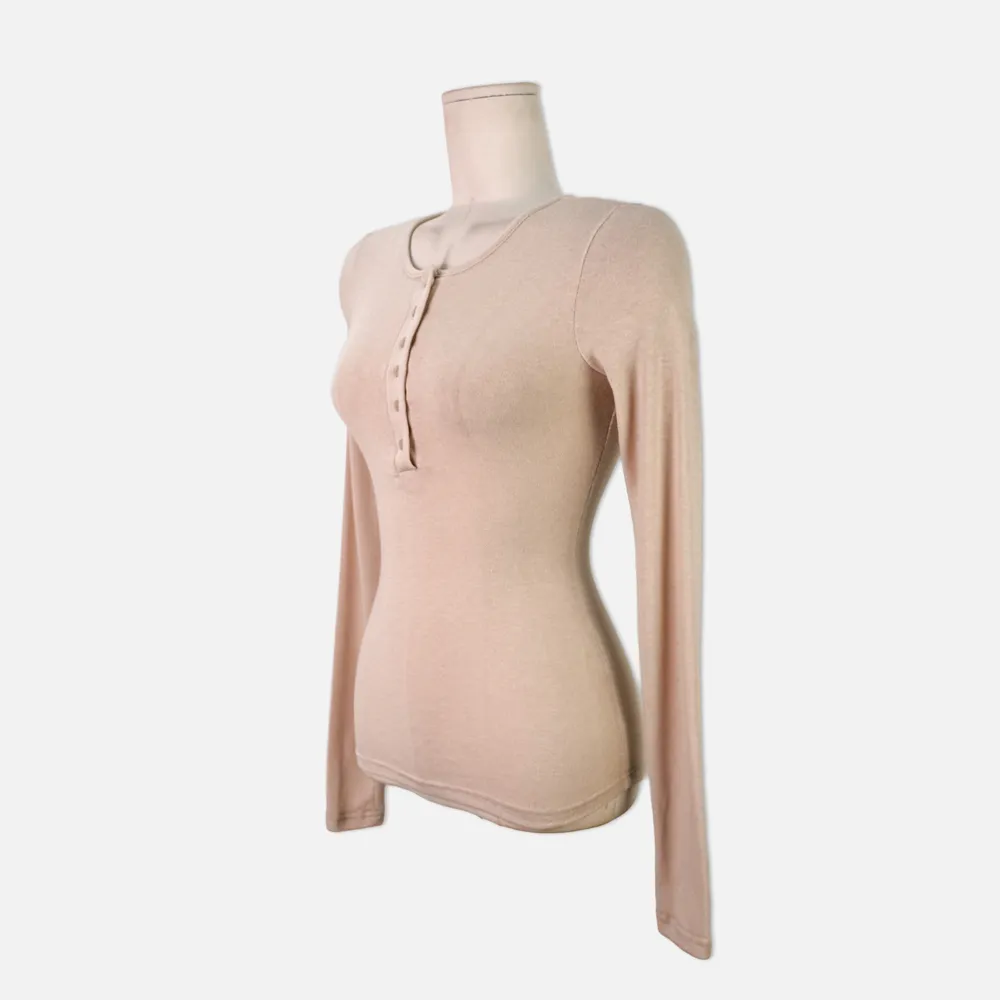 긴팔 티셔츠 크림 색상 이미지-S1L34