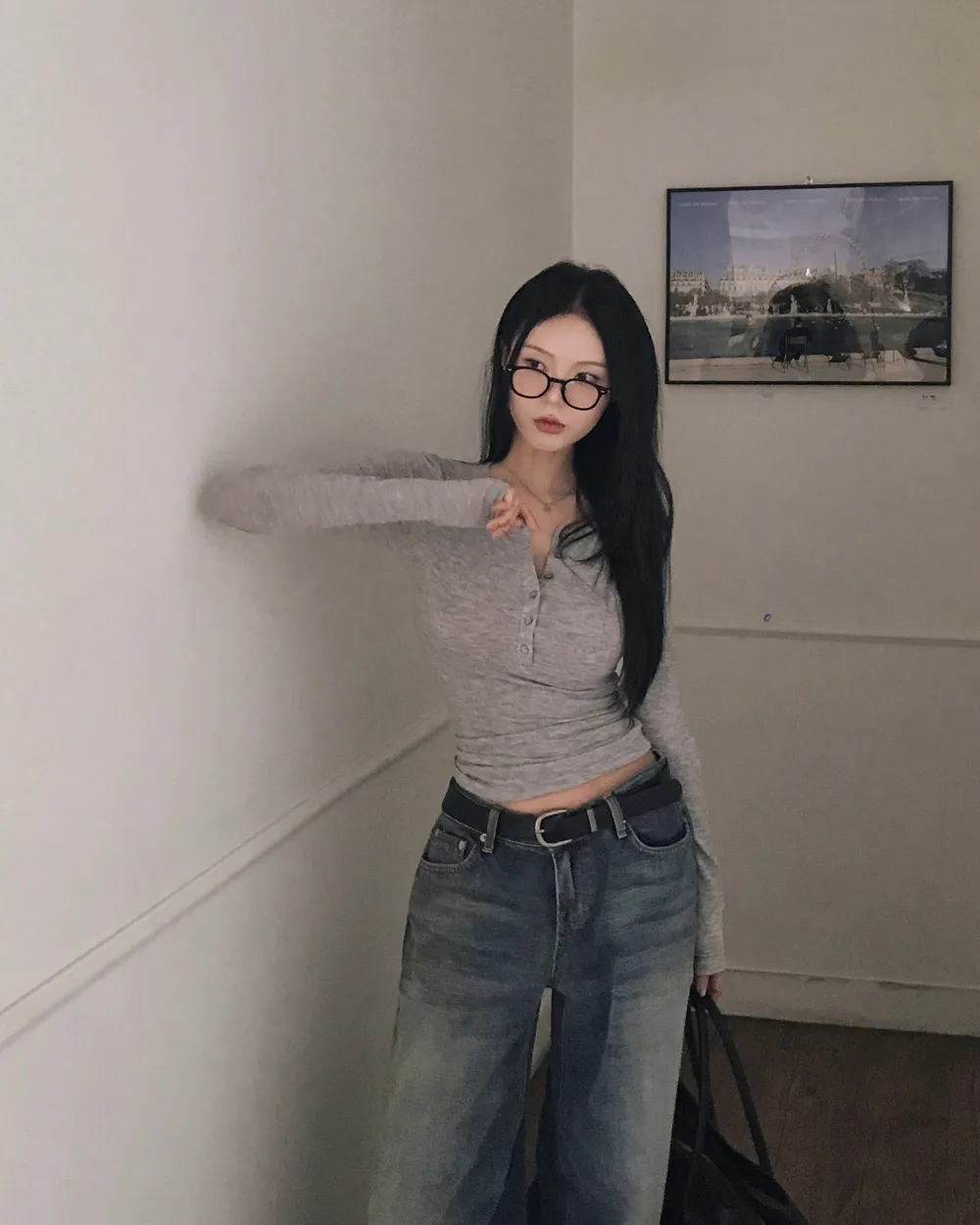 긴팔 티셔츠 모델 착용 이미지-S1L83