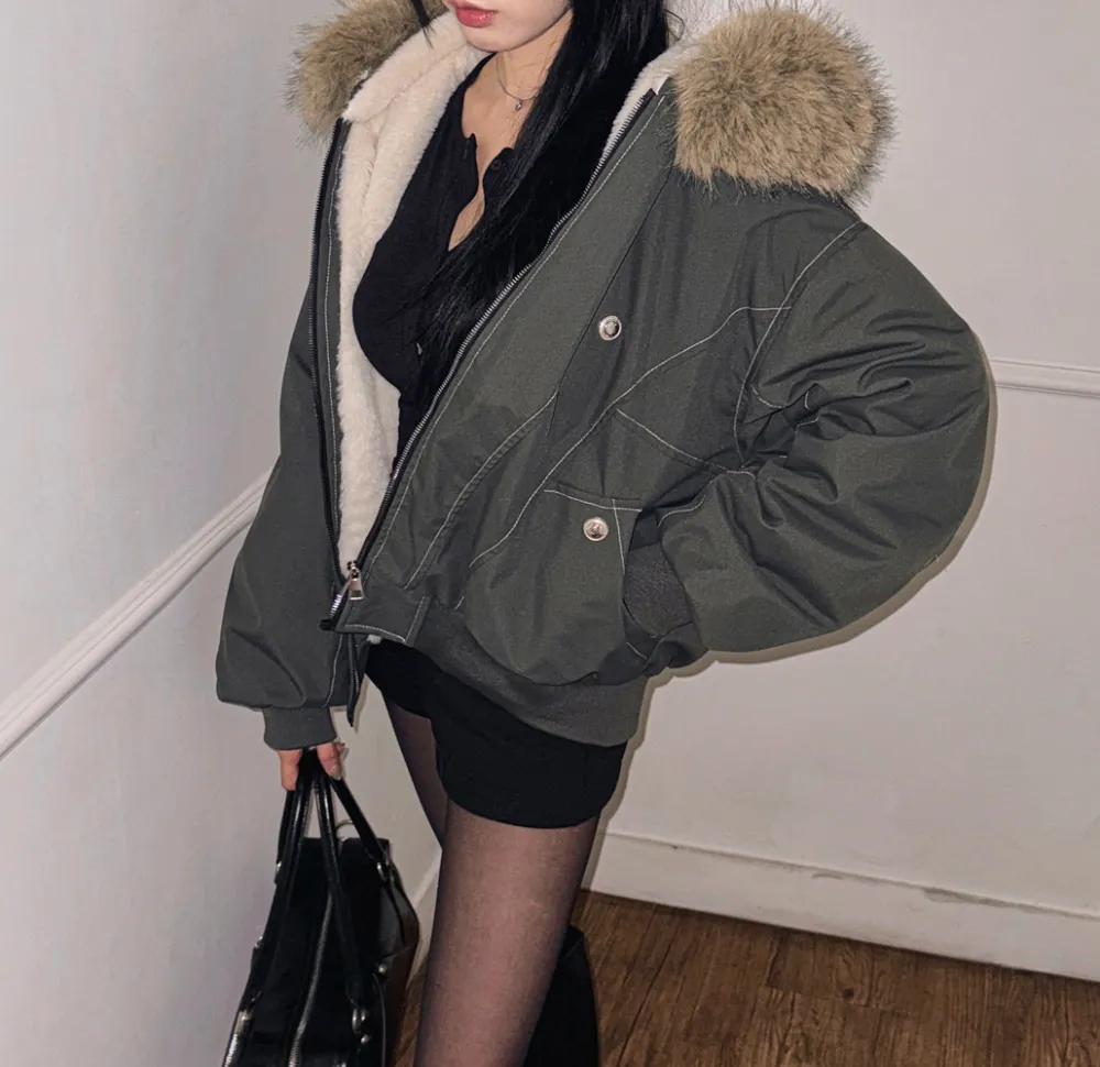 긴팔 티셔츠 모델 착용 이미지-S1L56