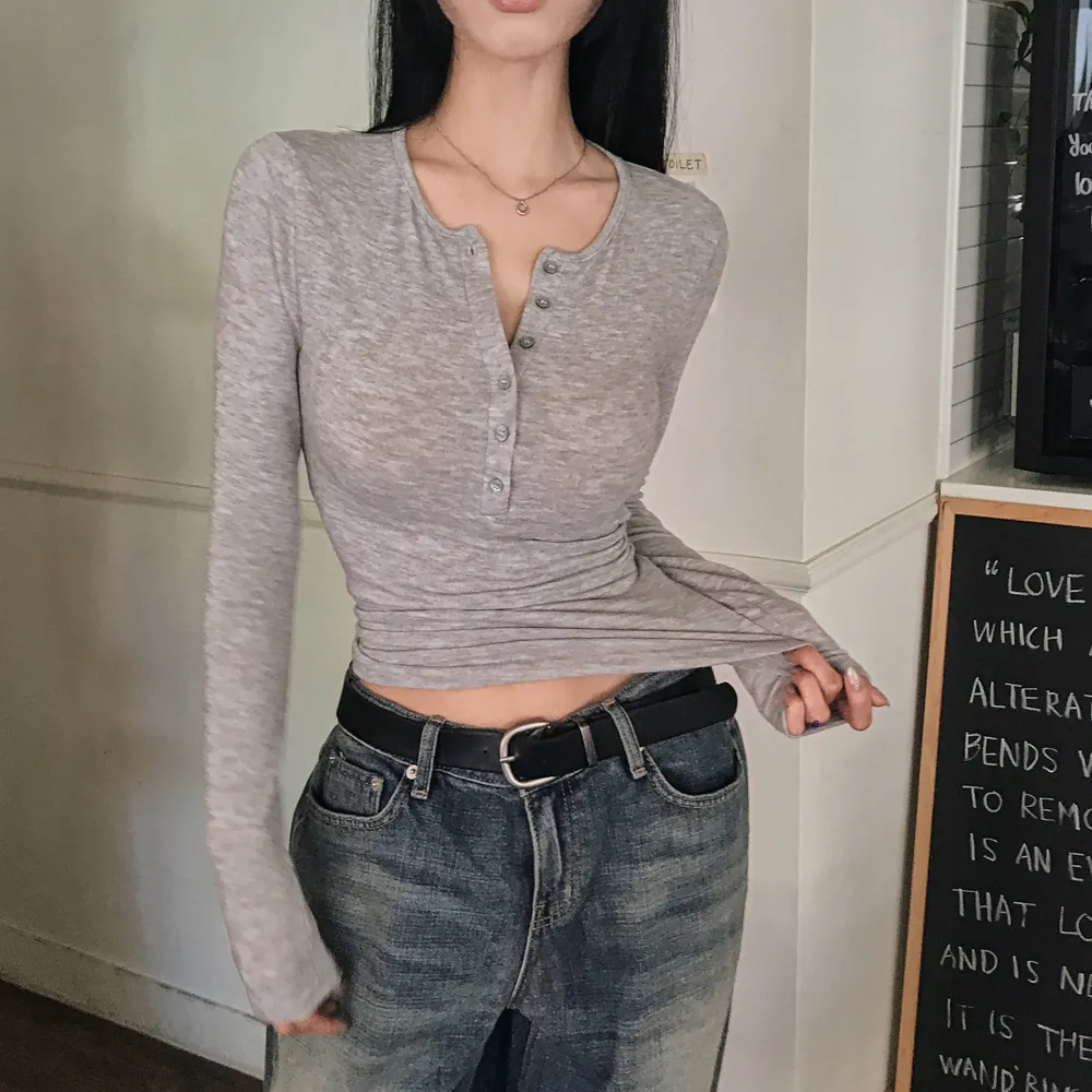 긴팔 티셔츠 모델 착용 이미지-S1L85