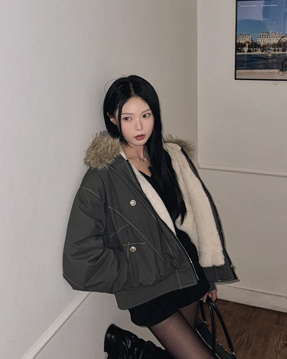 긴팔 티셔츠 모델 착용 이미지-S1L54