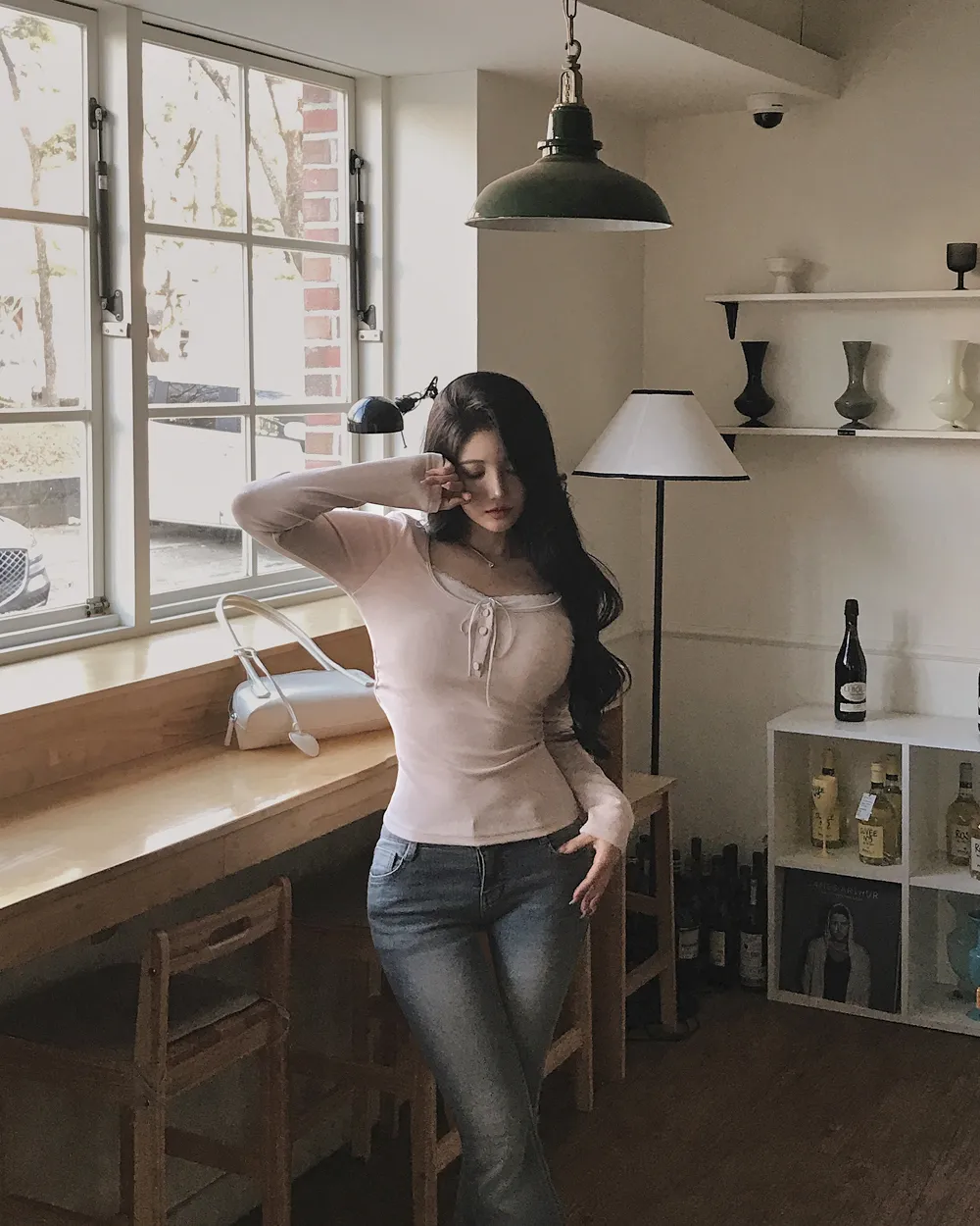 긴팔 티셔츠 모델 착용 이미지-S1L74