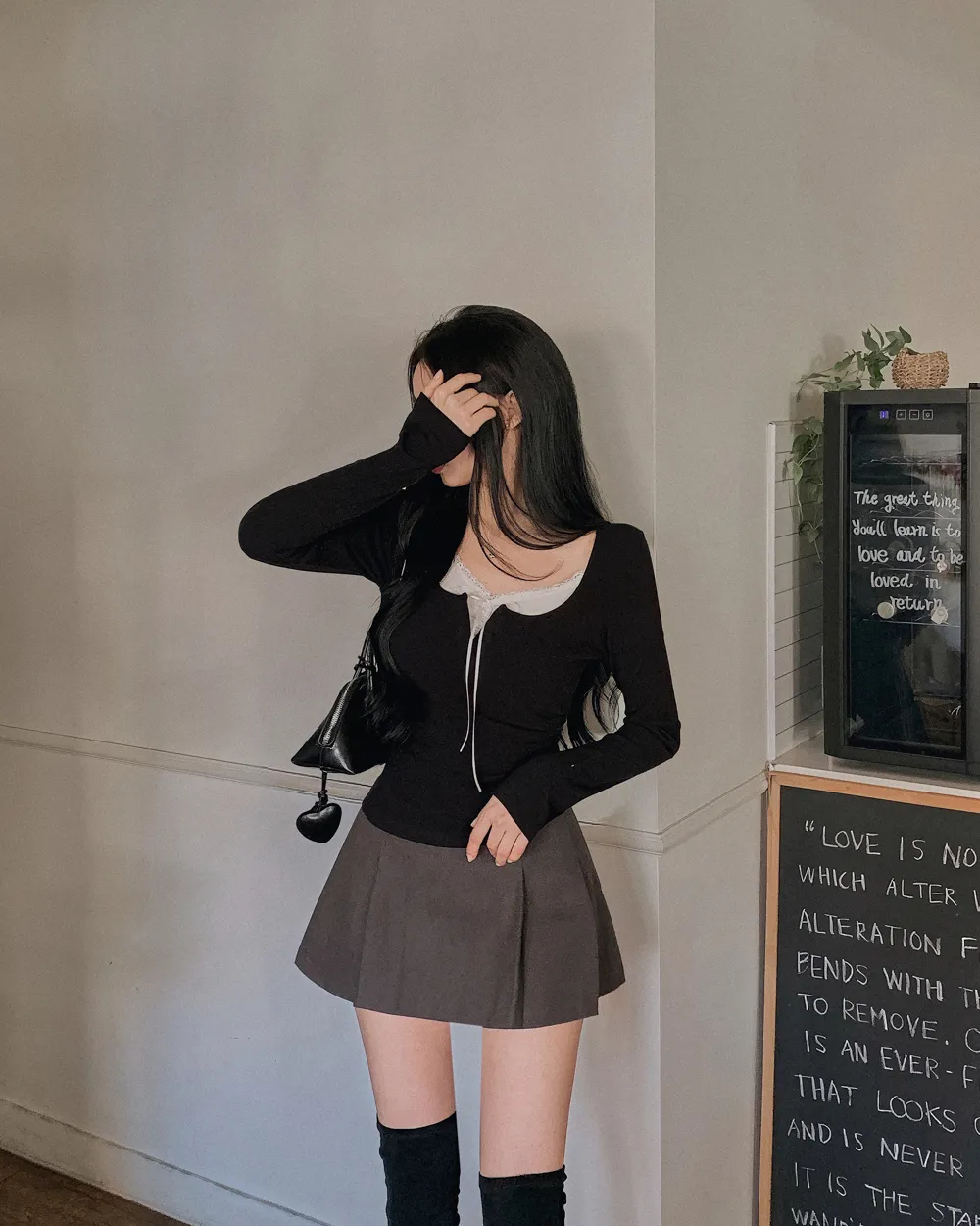 긴팔 티셔츠 모델 착용 이미지-S1L50