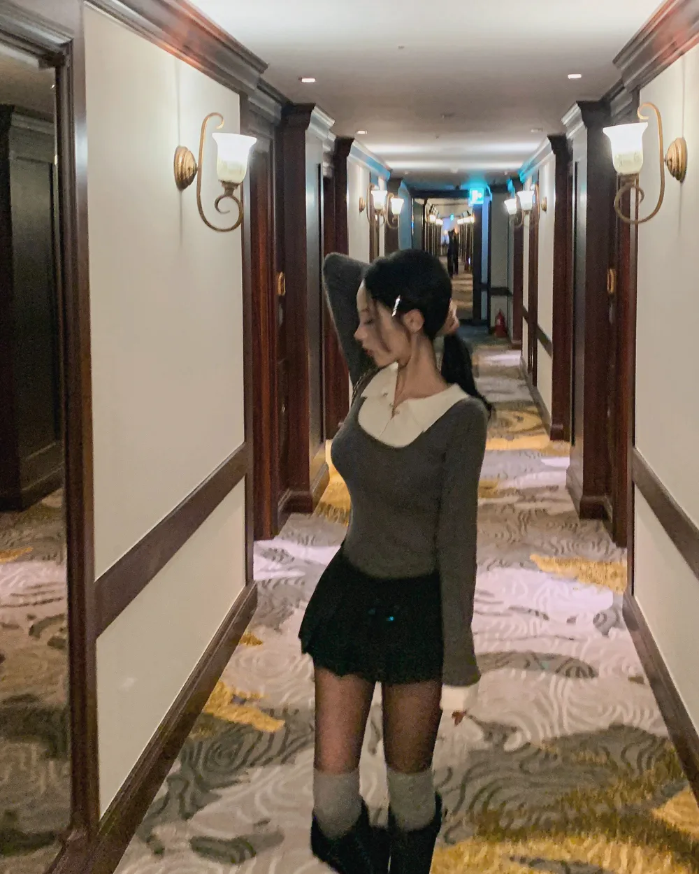 미니 스커트 모델 착용 이미지-S1L49