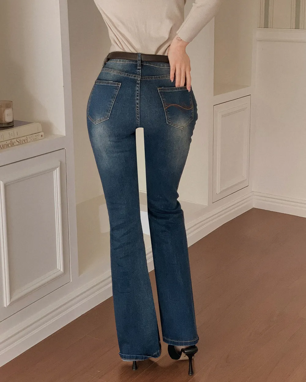 코트 모델 착용 이미지-S1L110