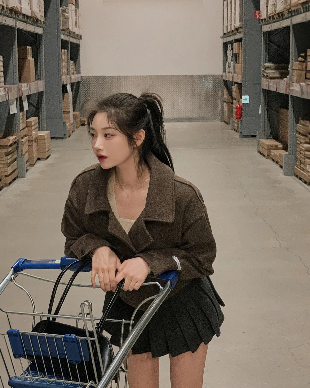 재킷 모델 착용 이미지-S1L54