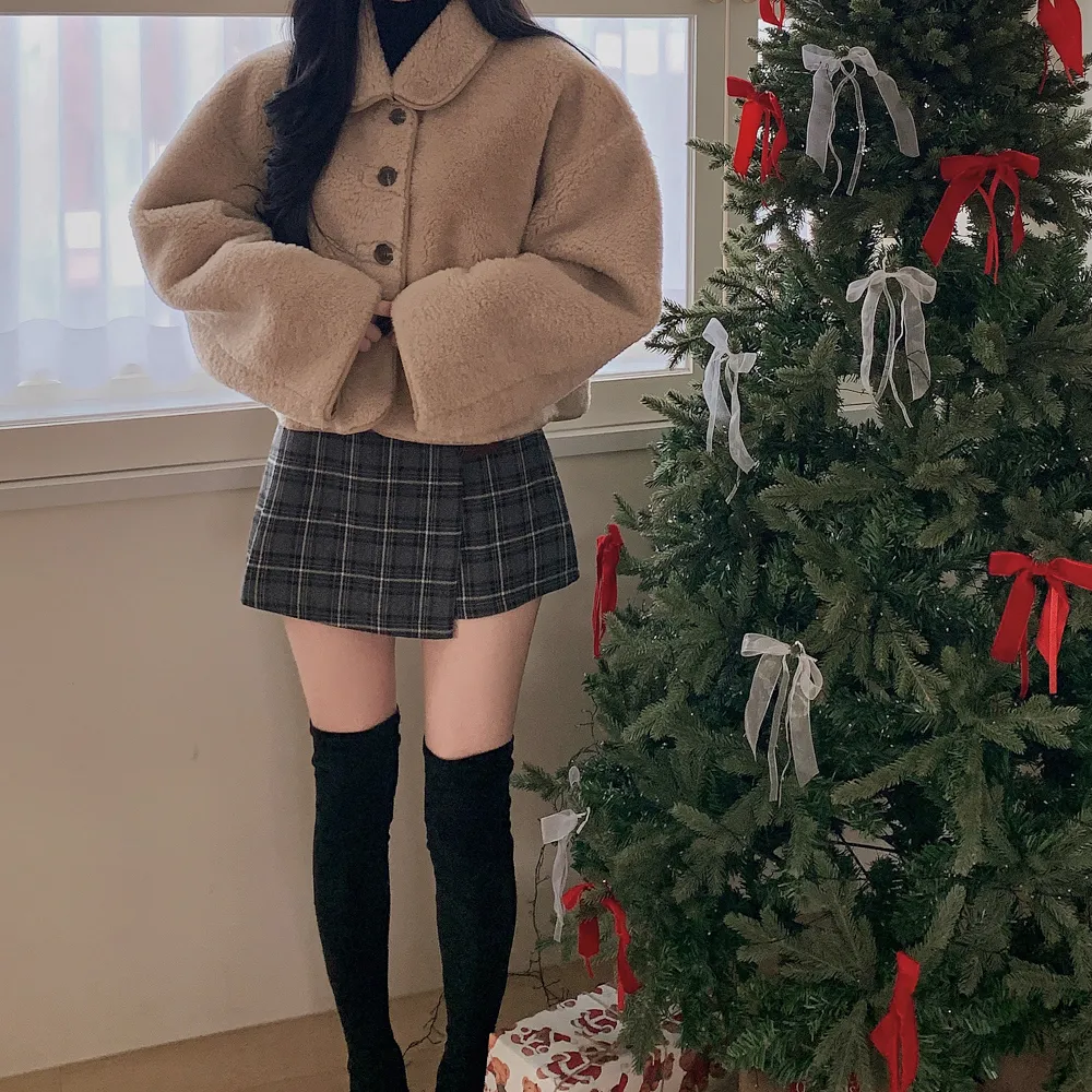 미니 스커트 모델 착용 이미지-S1L22