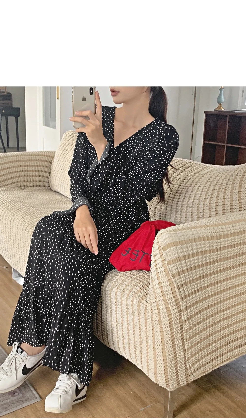 레블린_긴팔 도트롱원피스