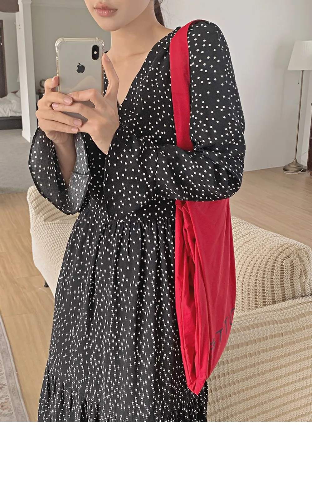 레블린_긴팔 도트롱원피스